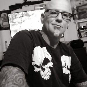 Meet your Posher, Wingnut